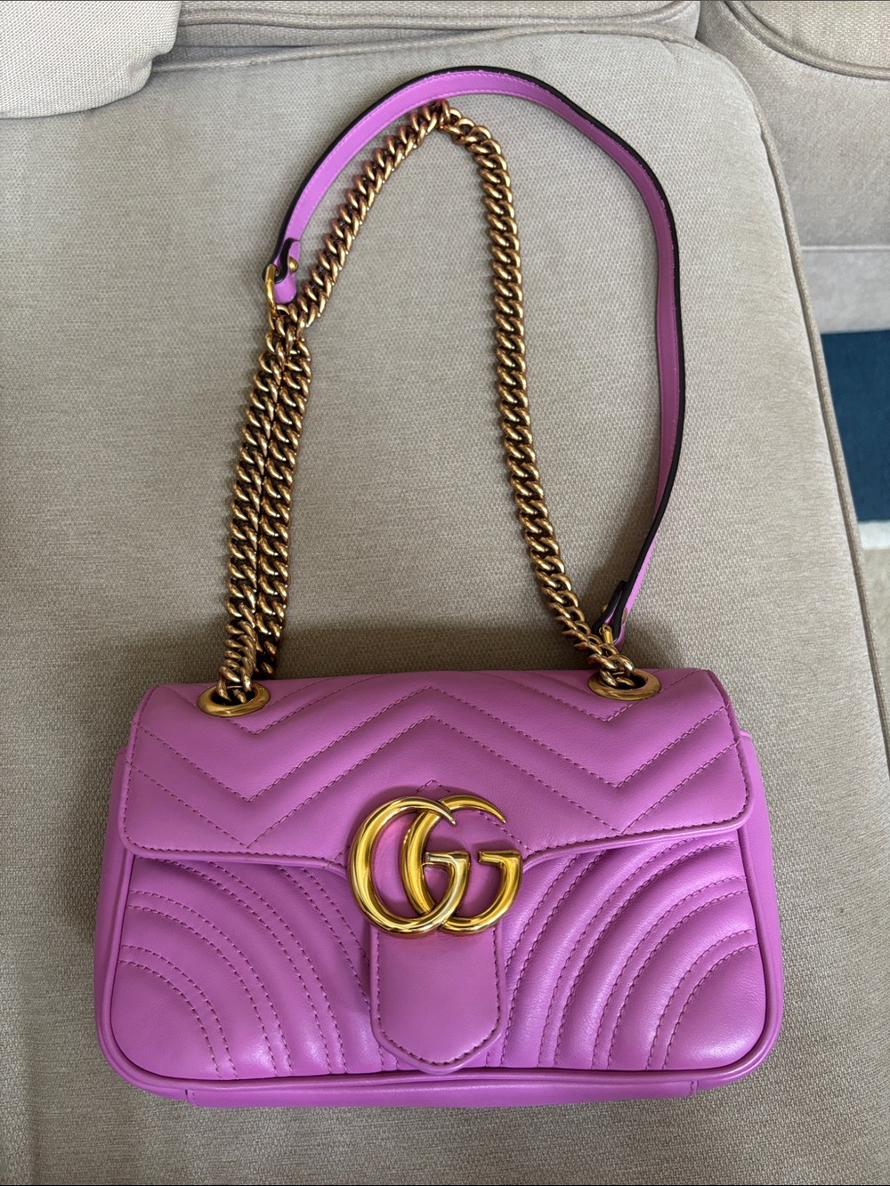 Calfskin Matelasse Mini GG Marmont Shoulder Bag Candy Mousse **Rare Color**